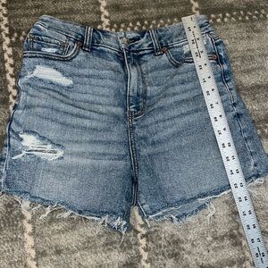 American Eagle frayed edge jean shorts